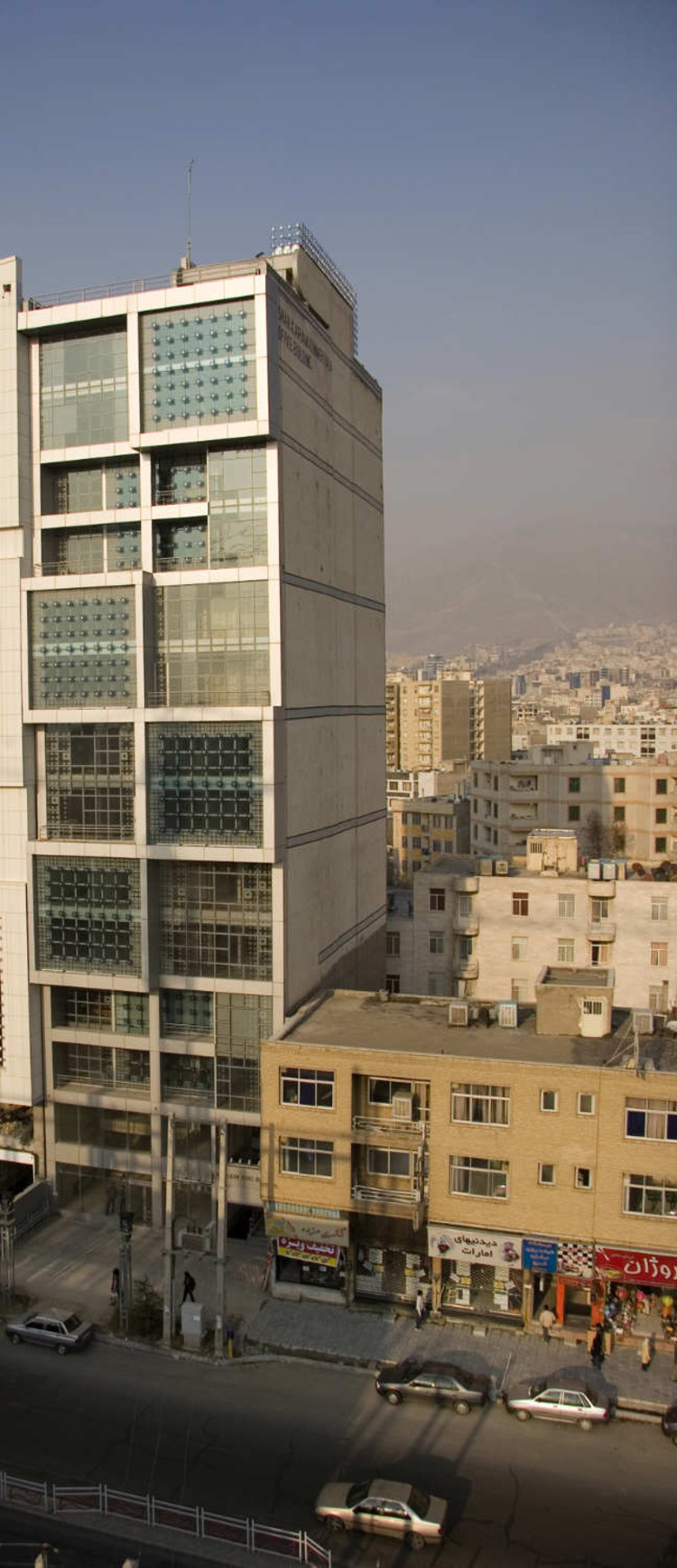 Shahkaram Office Building / Hooman Balazadeh, © Parham Taghioff