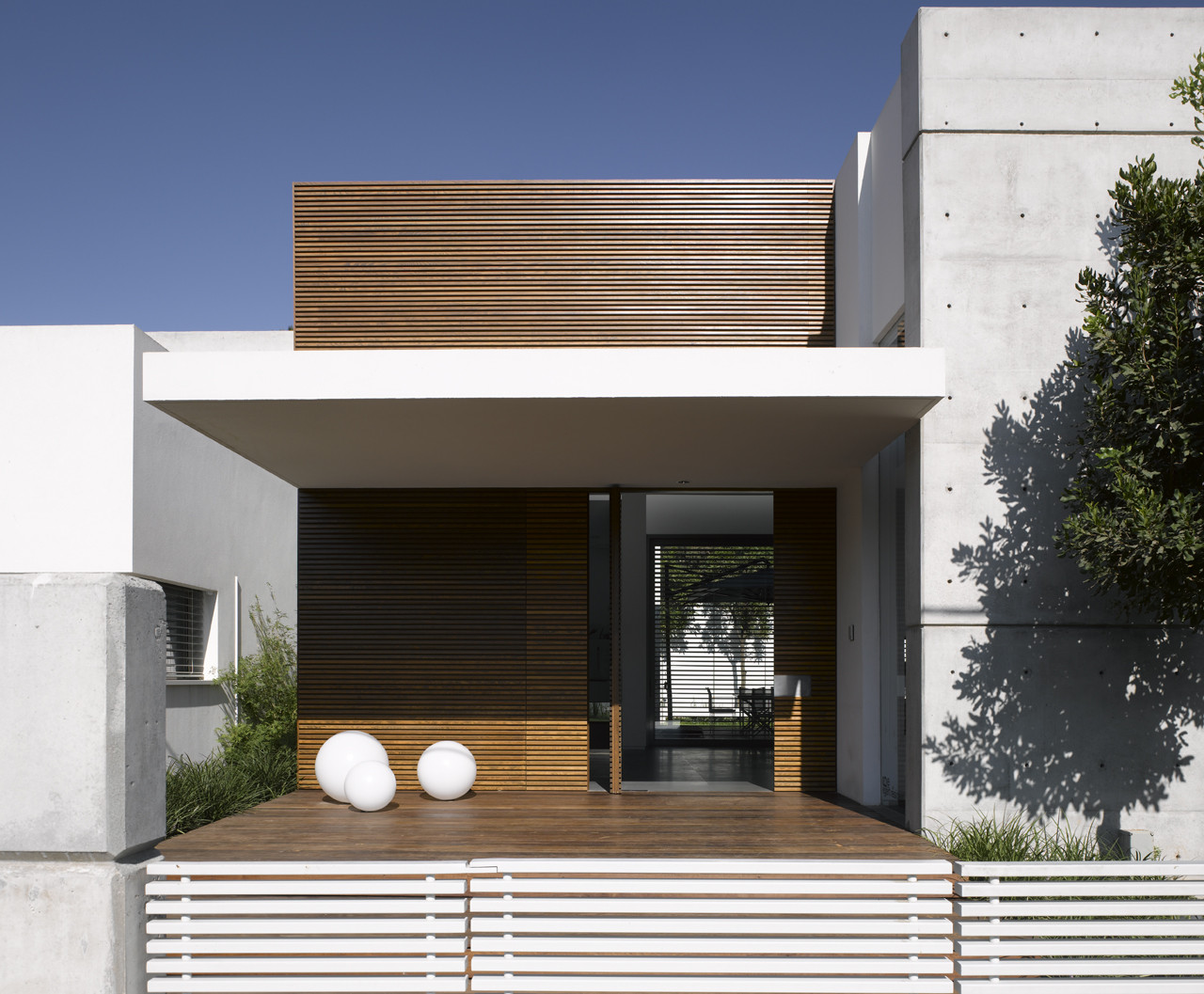 eHouse / Axelrod Architects, © Amit Geron