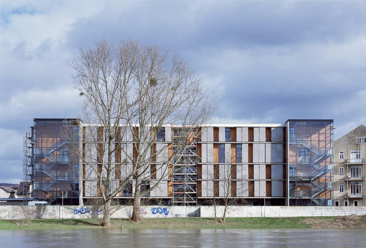 Renovation and Extension of the Hameln County Hospital / Nickl & Partner Architekten