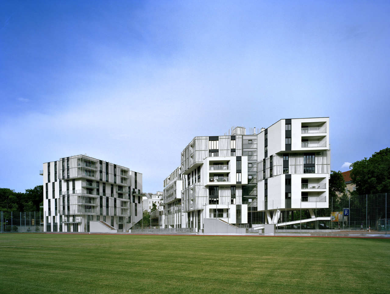 Wohngarten Sensengasse / Josef Weichenberger Architects