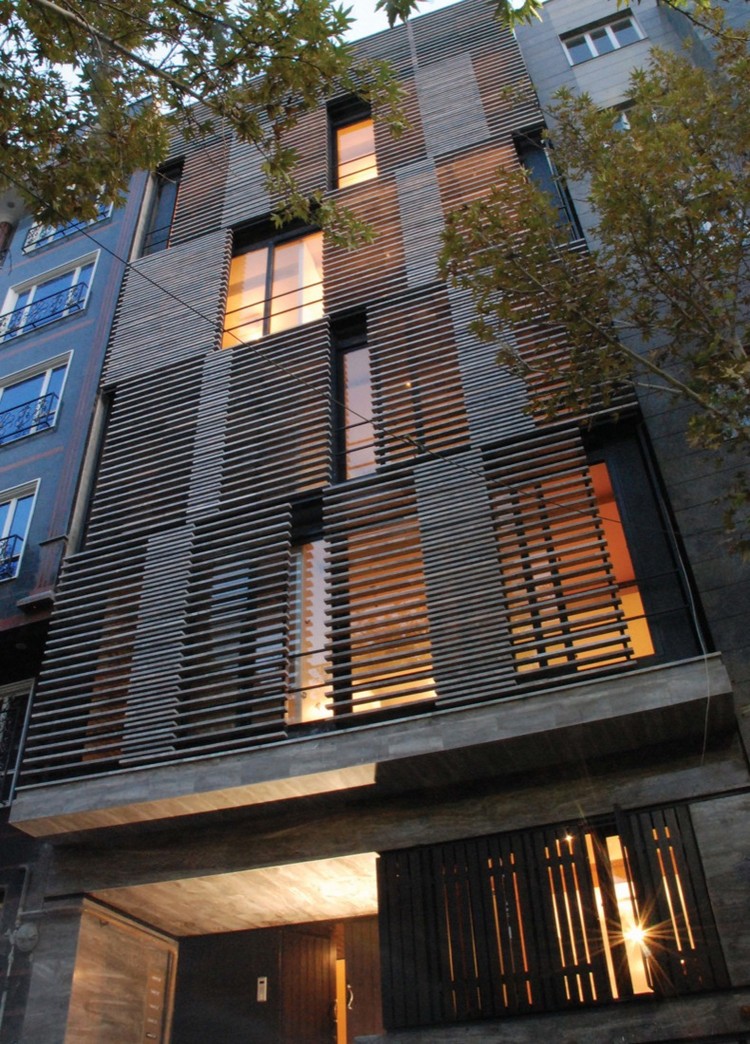 Checker Box Office Complex / Arsh Design Group