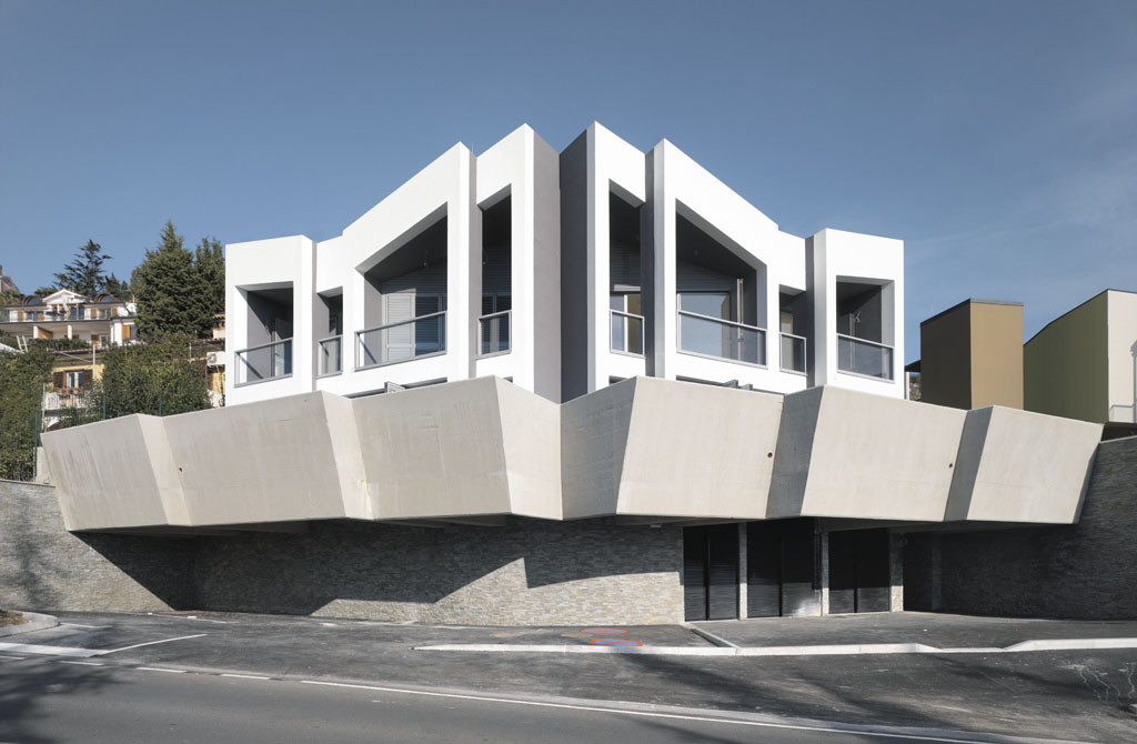 Villa Beli Kriz / SADAR + VUGA