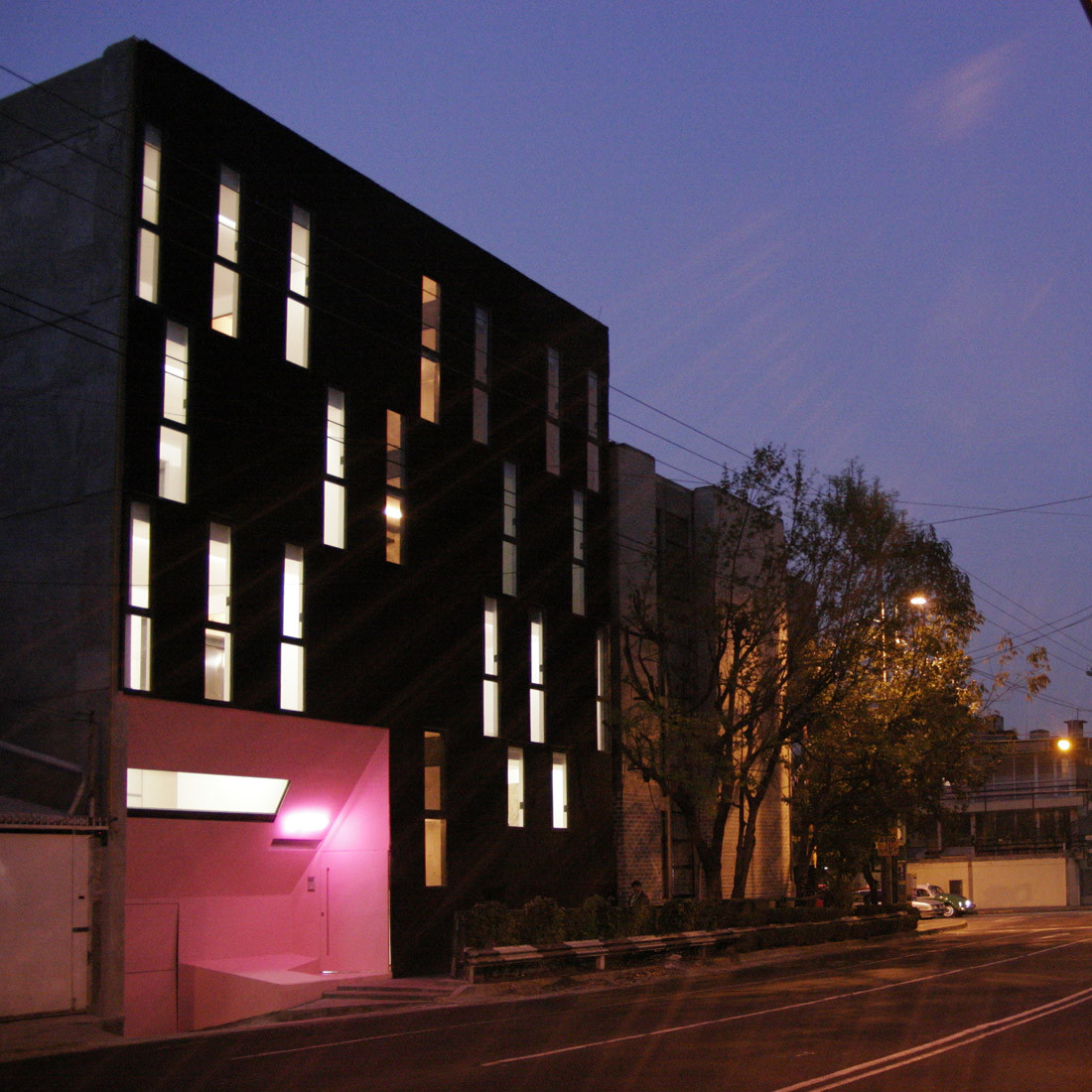 Gabriel Mancera Building / at103