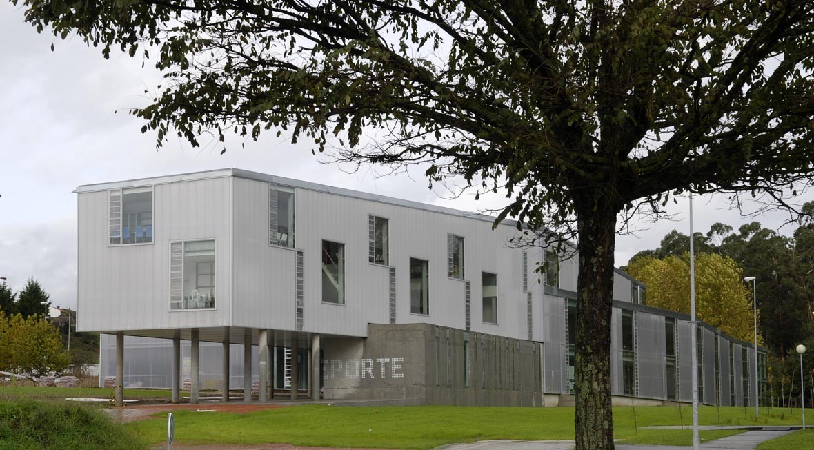 University of Pontevedra Campus / Irisarri + Piñera