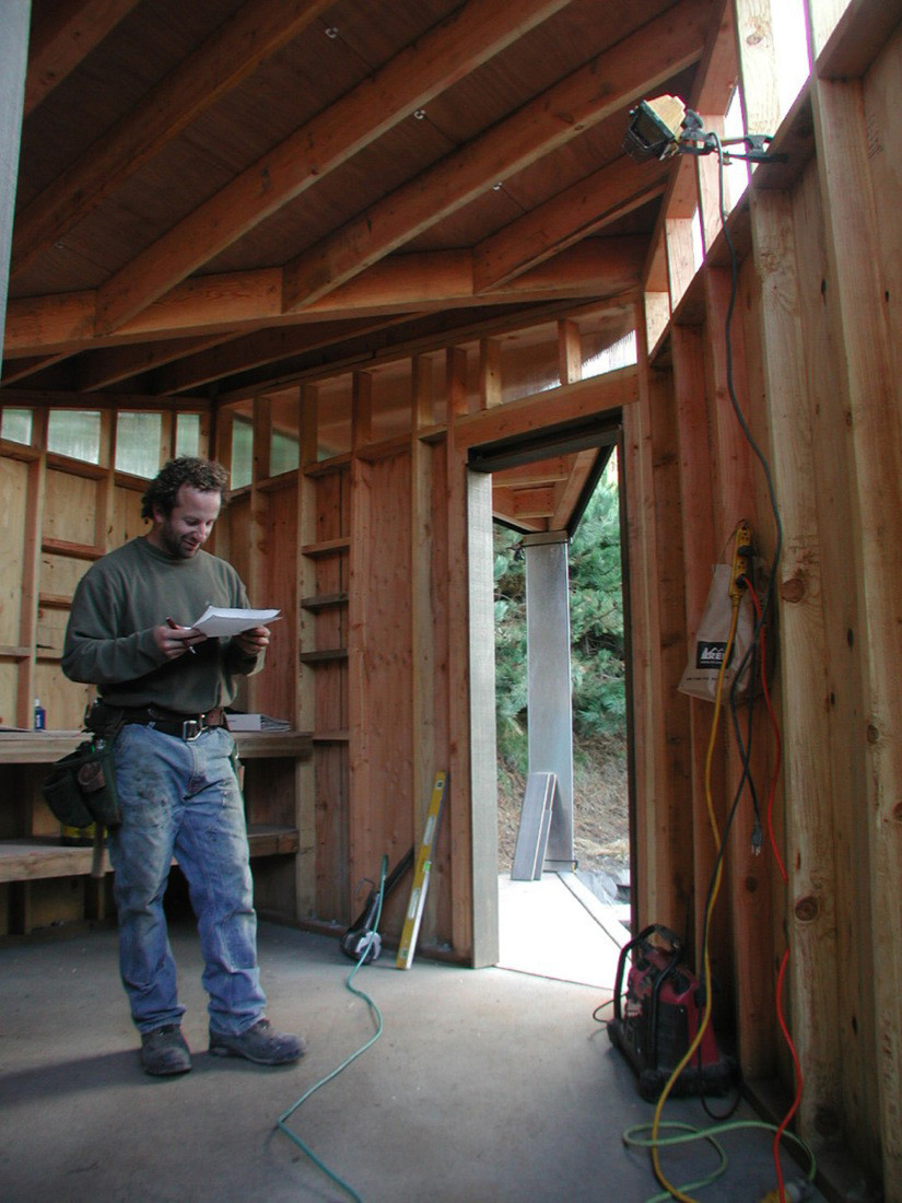 Gallery of Wall + Roof Studio / Hutchison & Maul Architecture 6