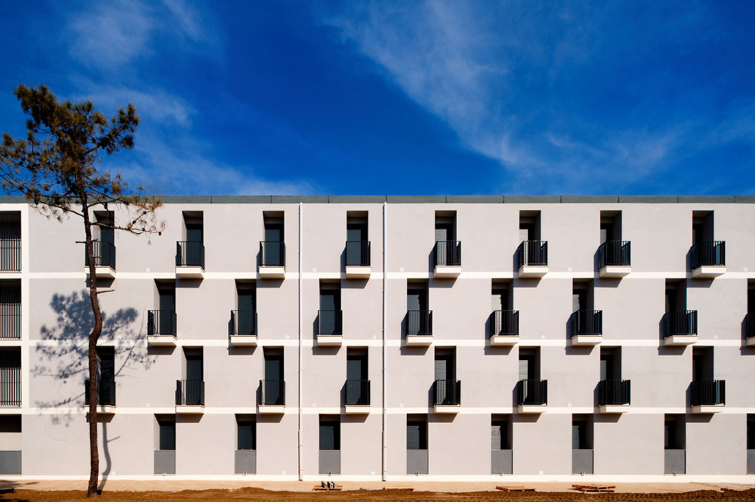HDC in Monte Gordo / Saraiva + Associados, © FG+SG – Fernando Guerra