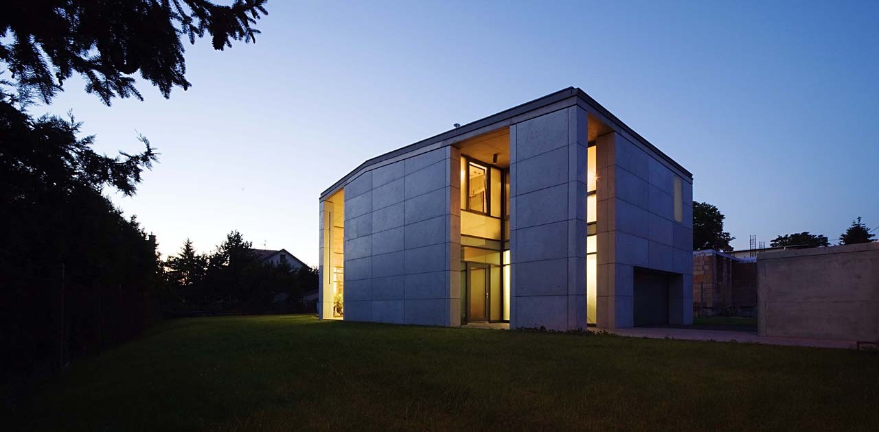 House - Budapest XVI / ZSK Architects, © Tamas Bujnovszky