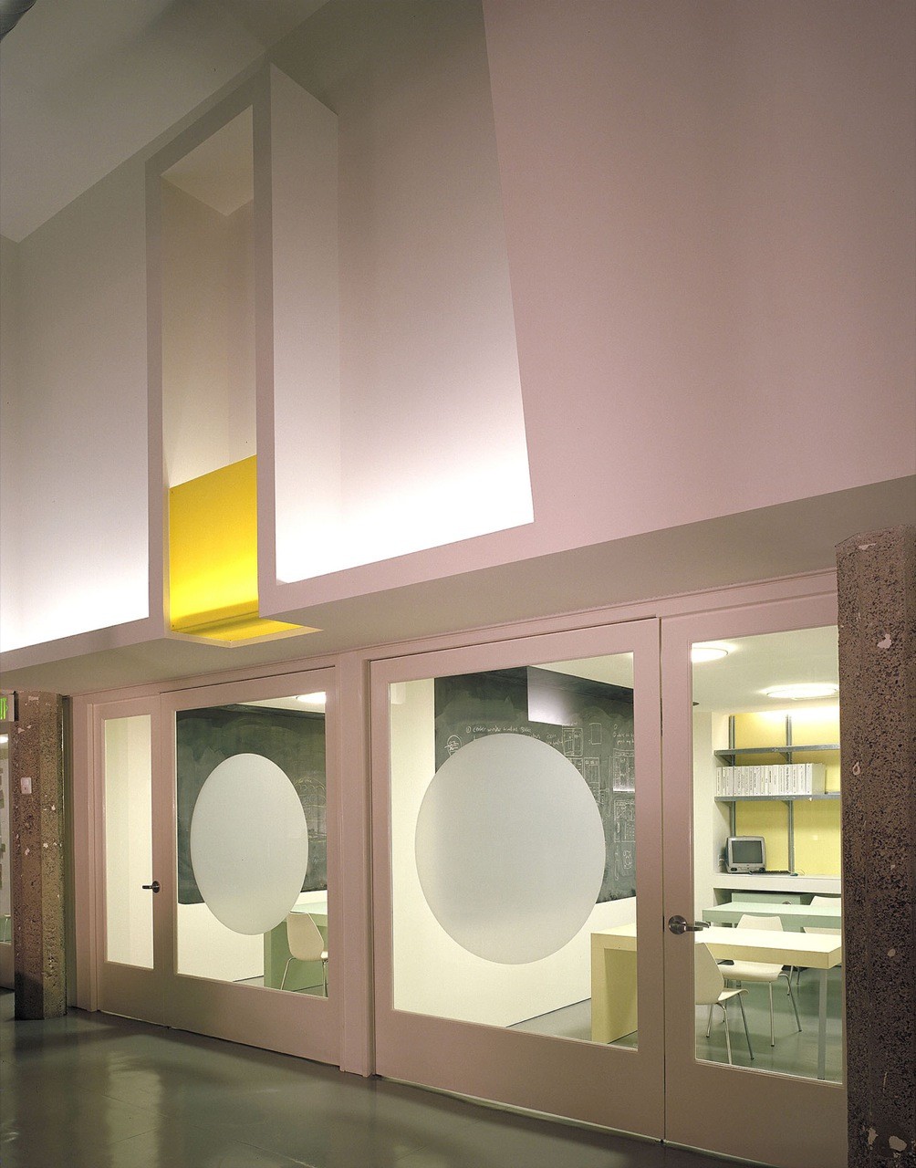 Angry Monkey Offices / Jensen Architects/Jensen & Macy Architects, © Sharon Risedorph