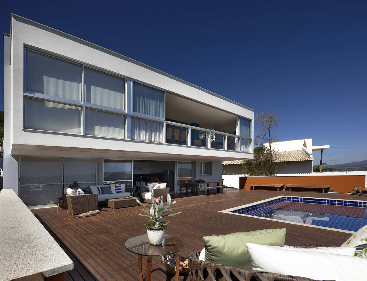 Lake House / David Guerra, © Jomar Bragança