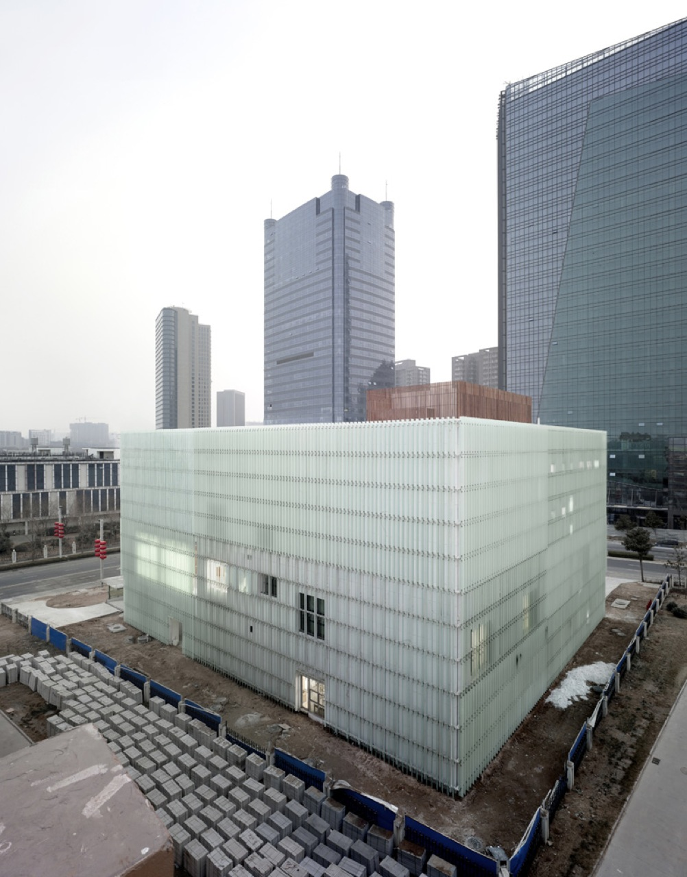 Zhengdong District Urban Planning Exhibition Hall / AZL architects, © Yao Li