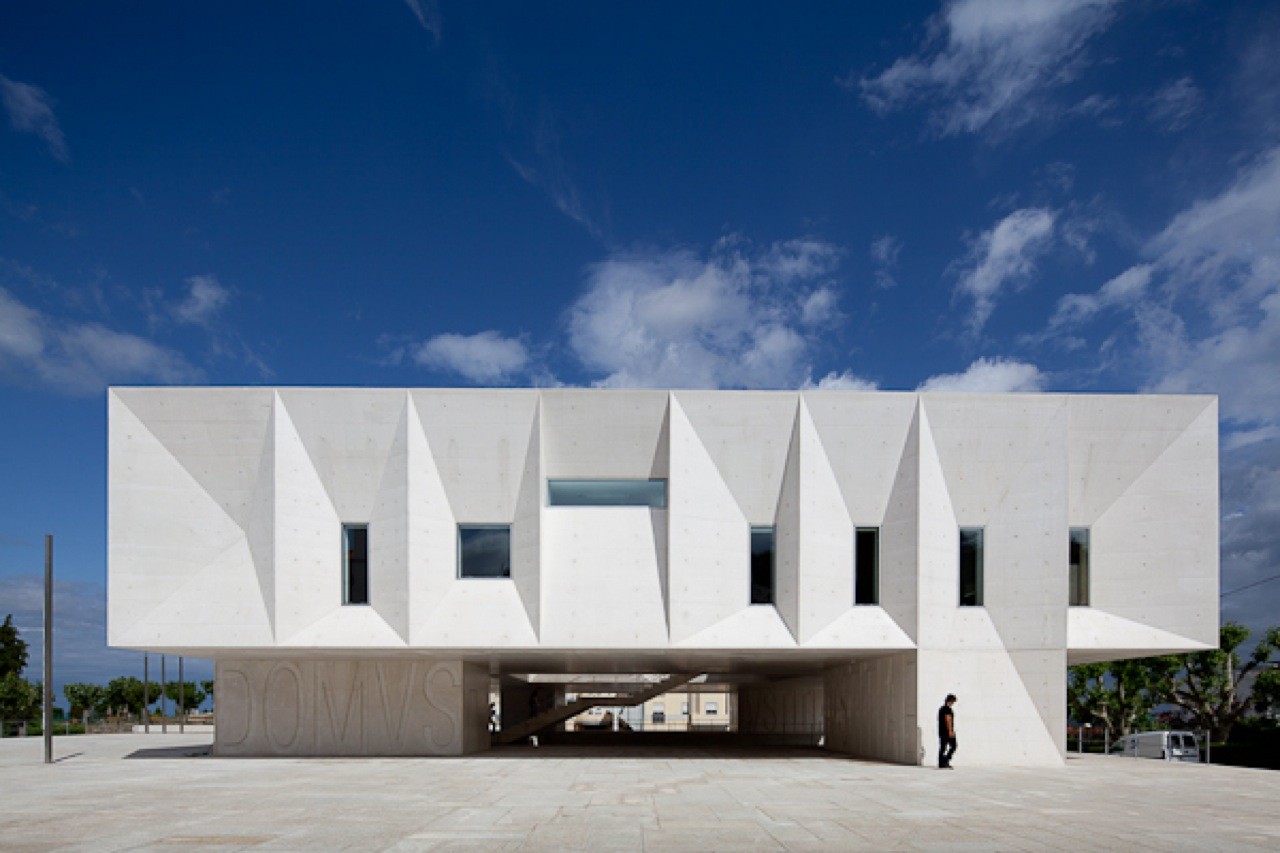 Palacio de Justica de Gouveia / Barbosa & Guimaraes Architects, © José Campos, arqf architectural photography