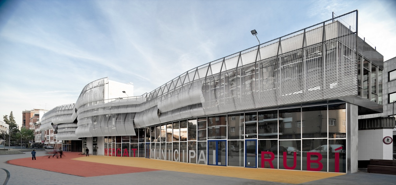 Rubí Market and Town Hall Offices / MiAS Arquitectes, © Adrià Goula