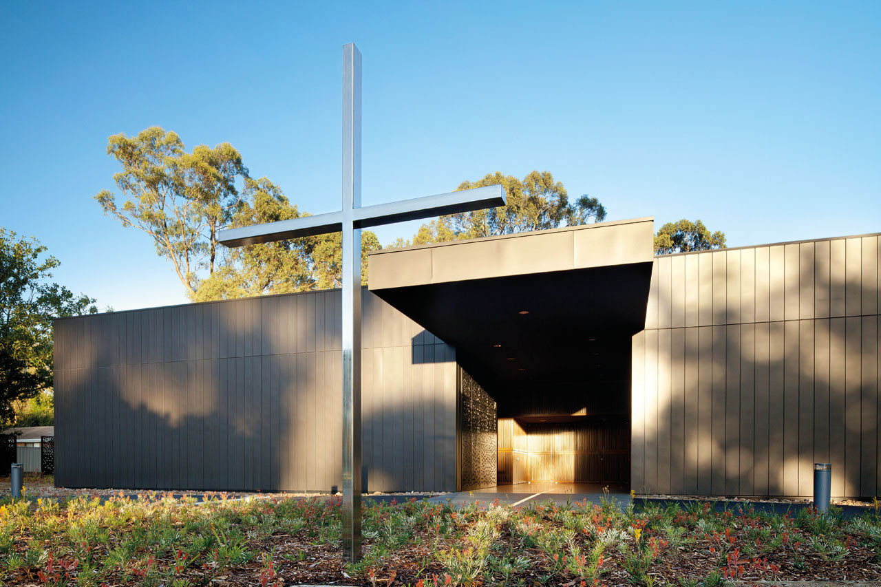 Puckapunyal Military Area Memorial Chapel / BVN Architecture, © John Gollings