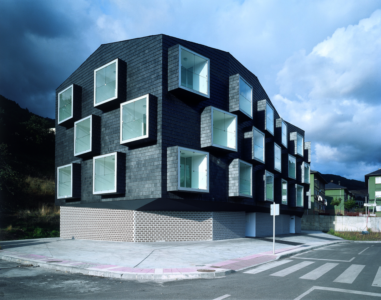 Social Housing for Mine Workers / Zon-e Arquitectos, © Ignacio Martinez and Jose Antonio Ruiz