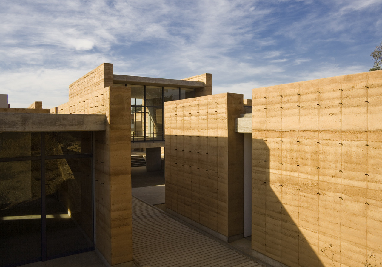 Gallery of The School of Visual Arts of Oaxaca / Taller de Arquitectura