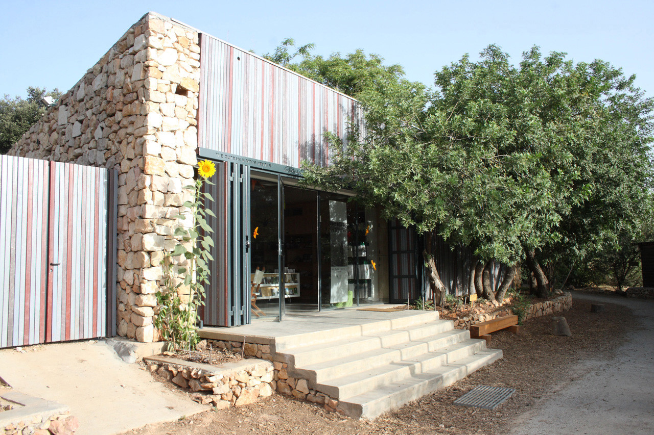 Gutman Visitor Center at the Jerusalem Bird Observatory / Weinstein Vaadia Architects, © Amir Balaban