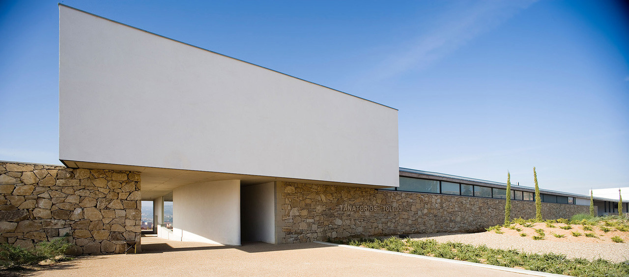 Funeral Parlor / TASH, © Miguel de Guzmán