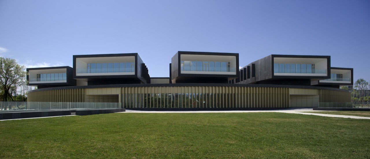 CEIBS Beijing Campus / ACXT Arquitectos, © Aitor Ortiz