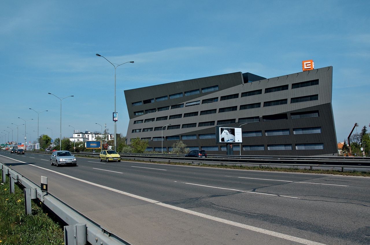 Office Building E / Aulík Fišer Architects, Courtesy of aulík fišer architects