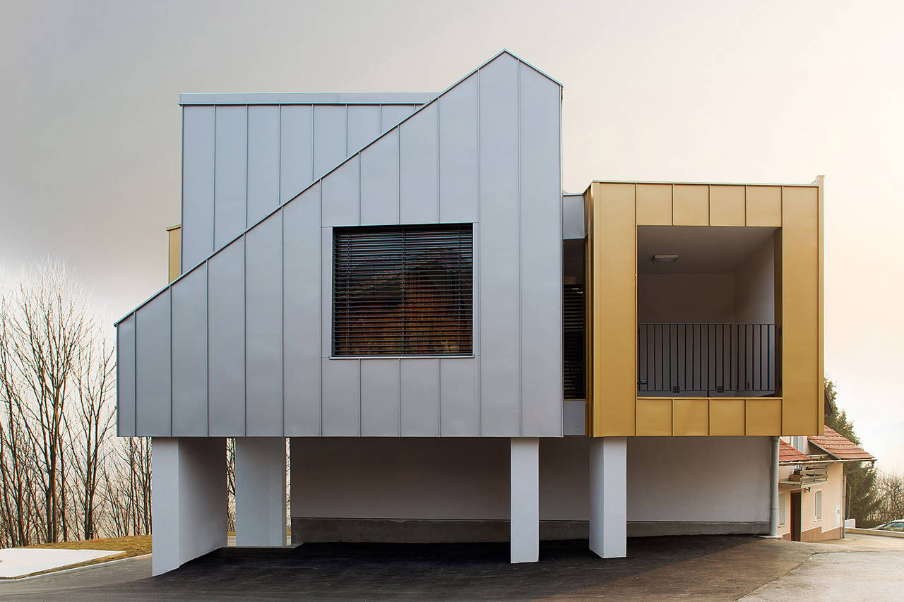 Mixed Use Building Bizovik / Tria Studio, © Črt Slavec & Photo Shark