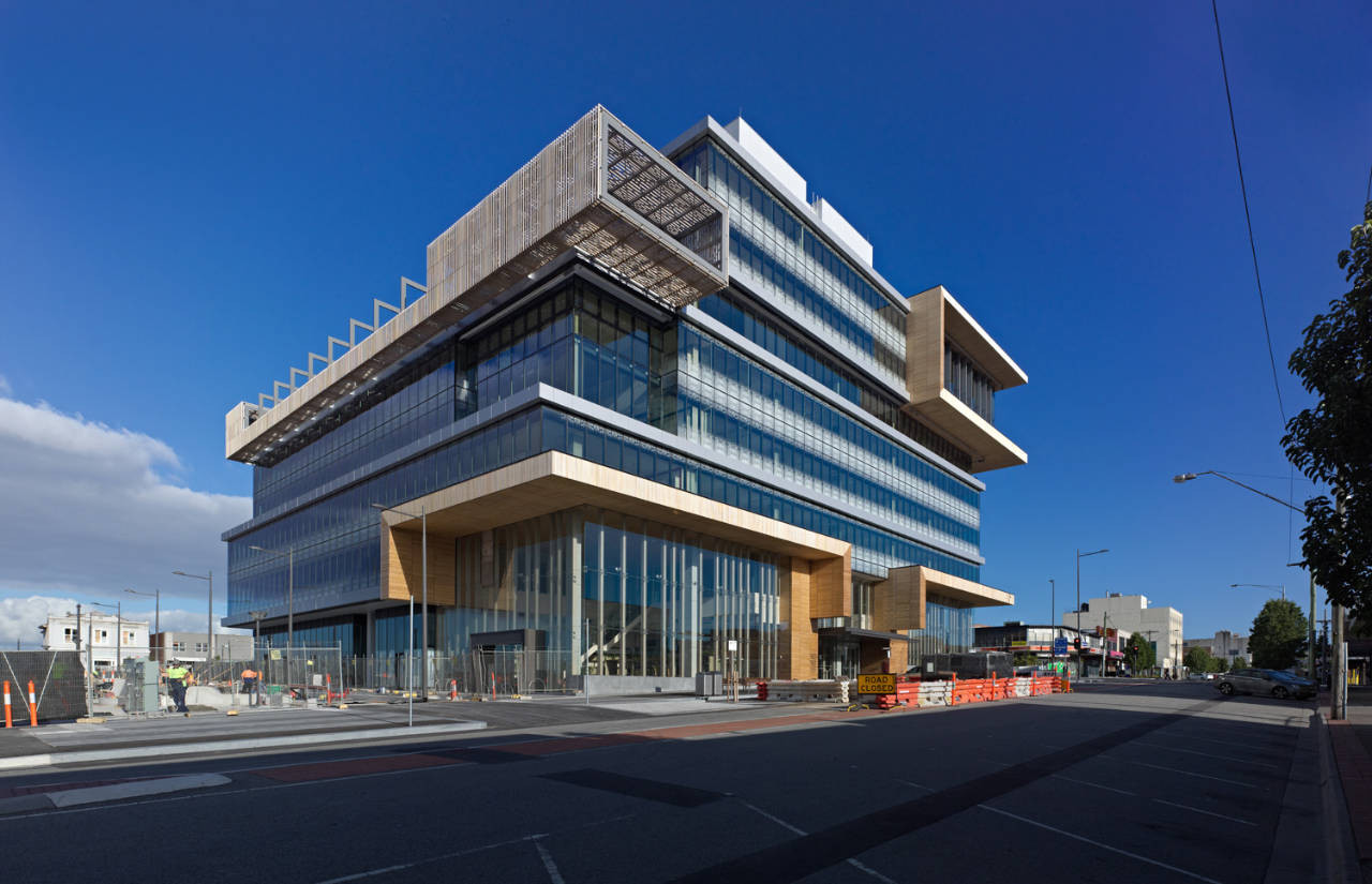 Dandenong Government Services Offices / HASSELL, © Peter Bennetts