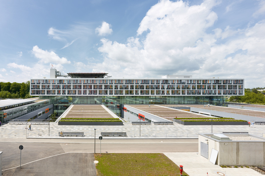 Ulm Surgical Center / KSP Jürgen Engel Architekten, © Unknown photographer