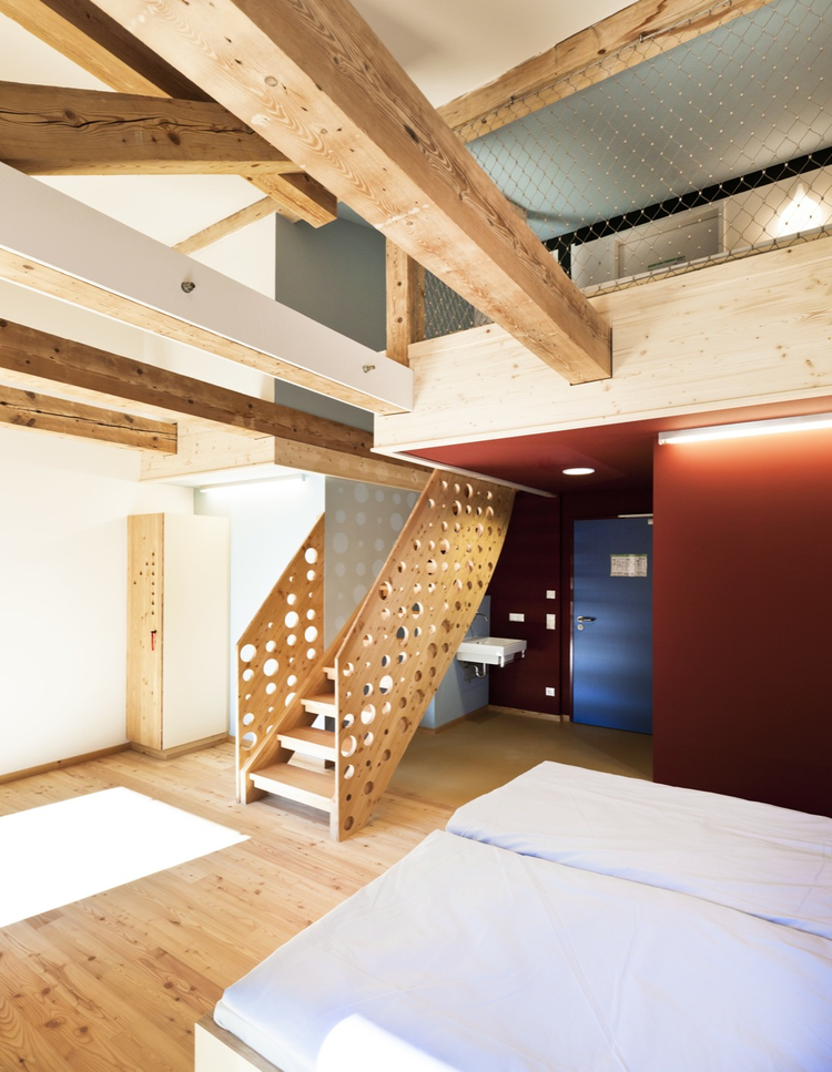Hostal para Jóvenes en Berchtesgaden / LAVA, Cortesía de LAVA