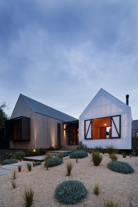 Seaview House / Jackson Clements Burrows Architects, © Shannon McGrath