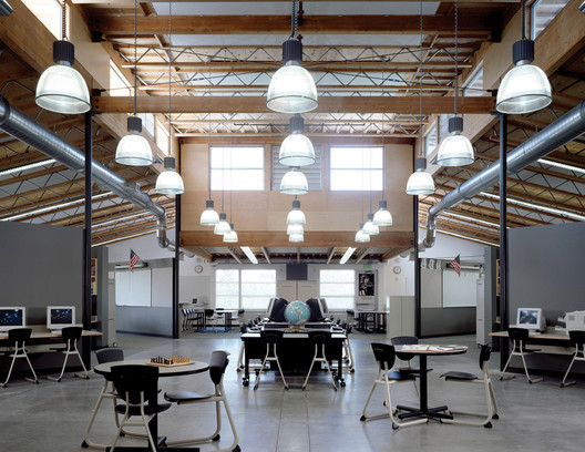 Flexibility within communal spaces stimulates and encourages a variety of uses. Project Name: Truman High School, a Federal Way Public School. Photo by Benjamin Benschneider.