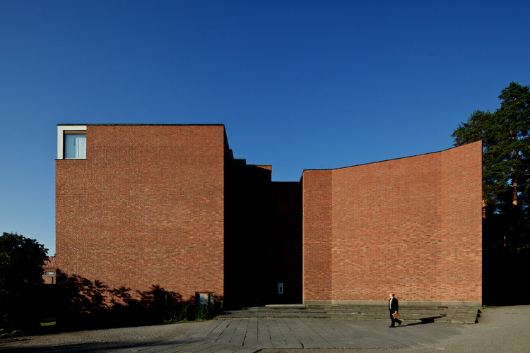 Spotlight: Alvar Aalto, Jyvaskyla University. Image © Nico Saieh