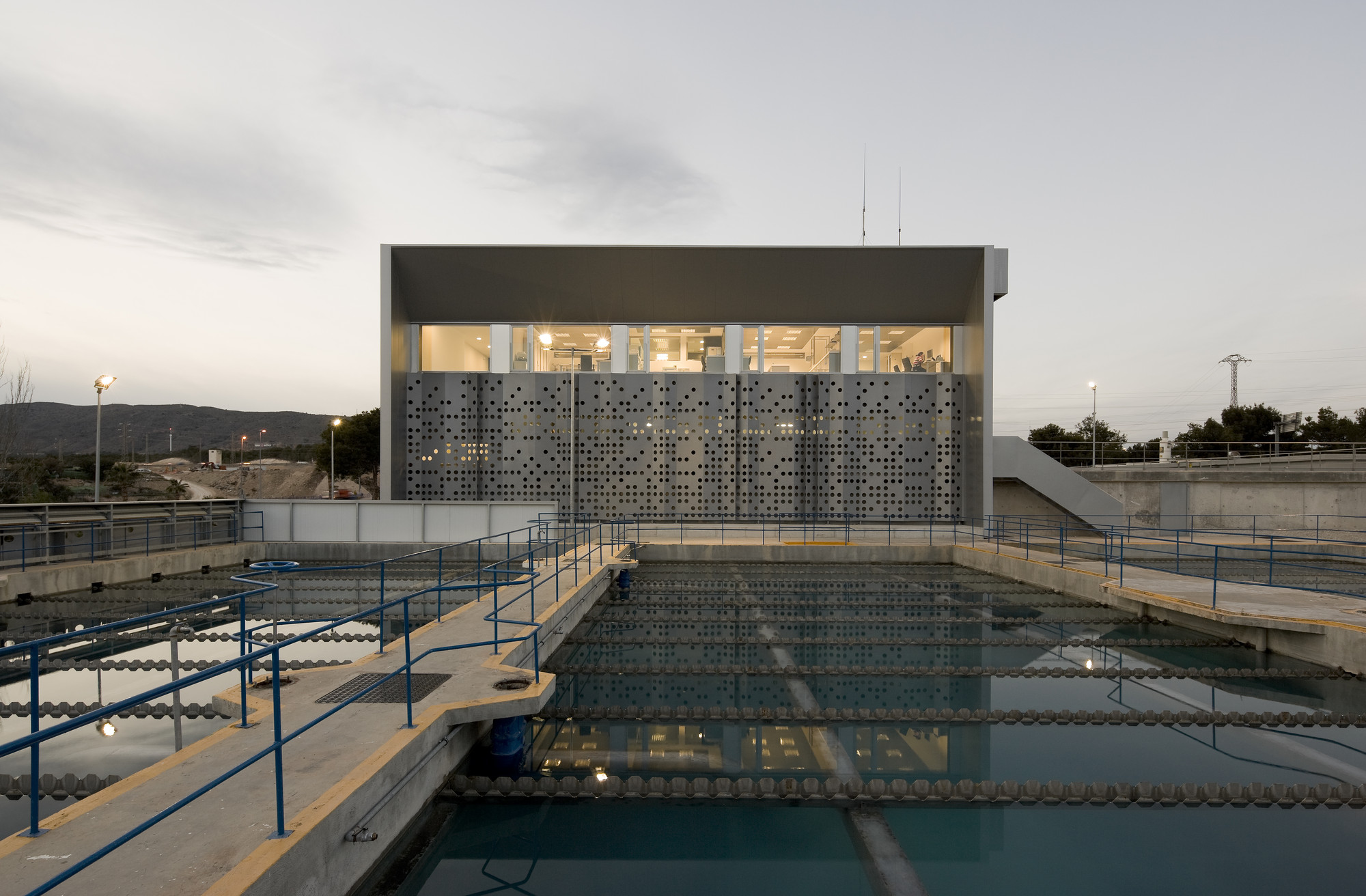 Estación de Tratamiento de Agua Potable de Benidorm / Otxotorena, © Pedro Pegenaute