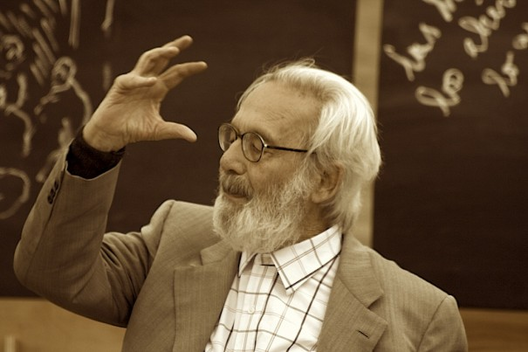 Alberto Cruz Covarrubias (1917 - 2013), © Escuela de Arquitectura y Diseño PUCV