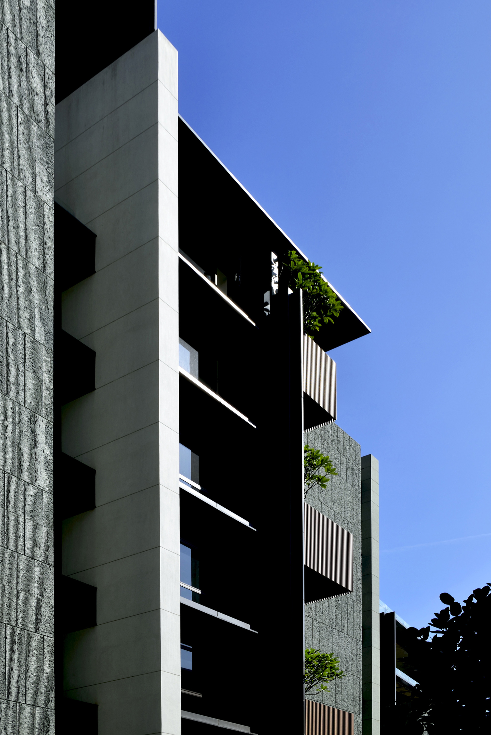 Gallery of Stacking House / Hsuyuan Kuo Architect & Associates 11