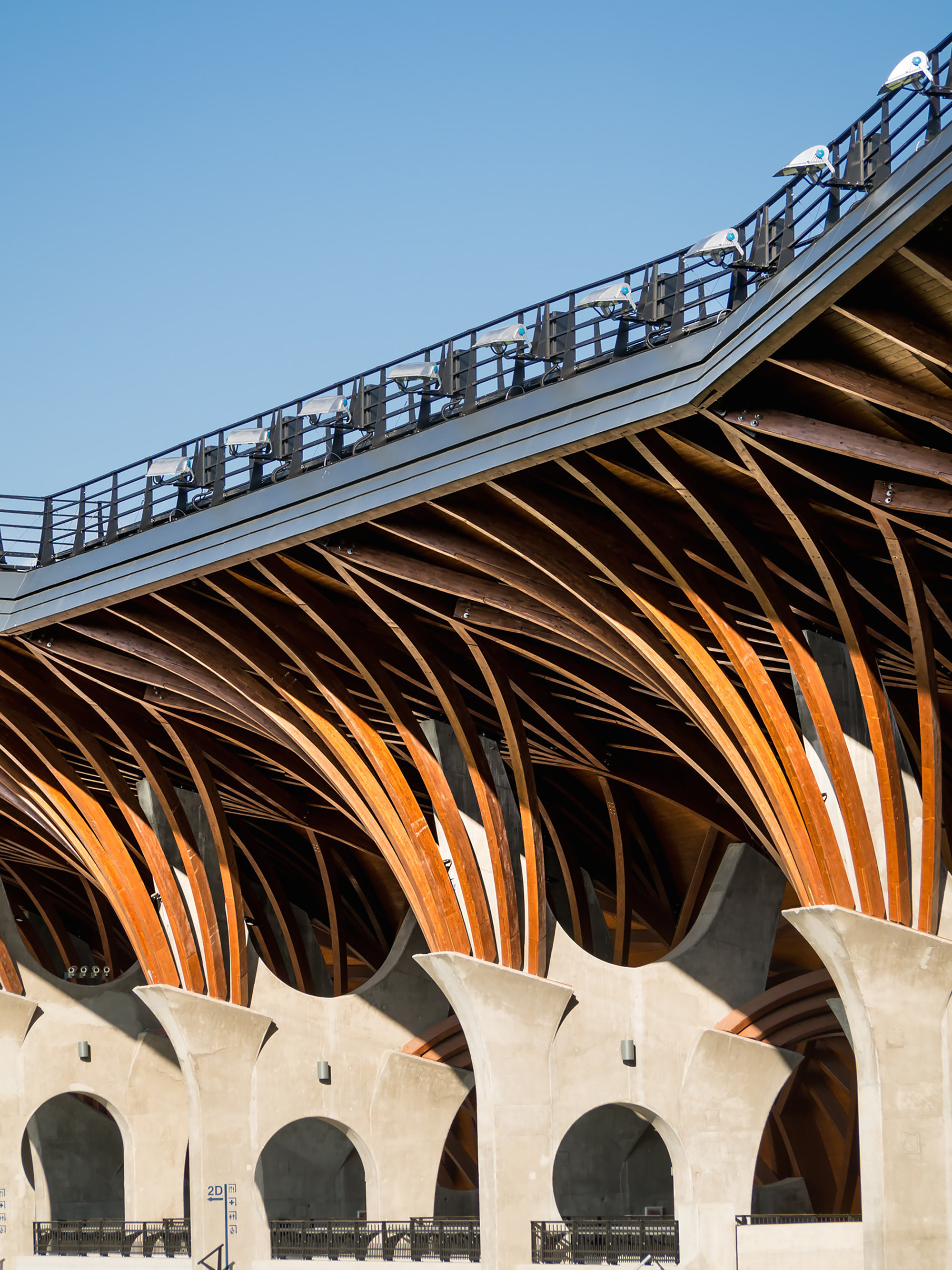 Gallery of Pancho Arena / Tamás Dobrosi + Doparum Architects 3
