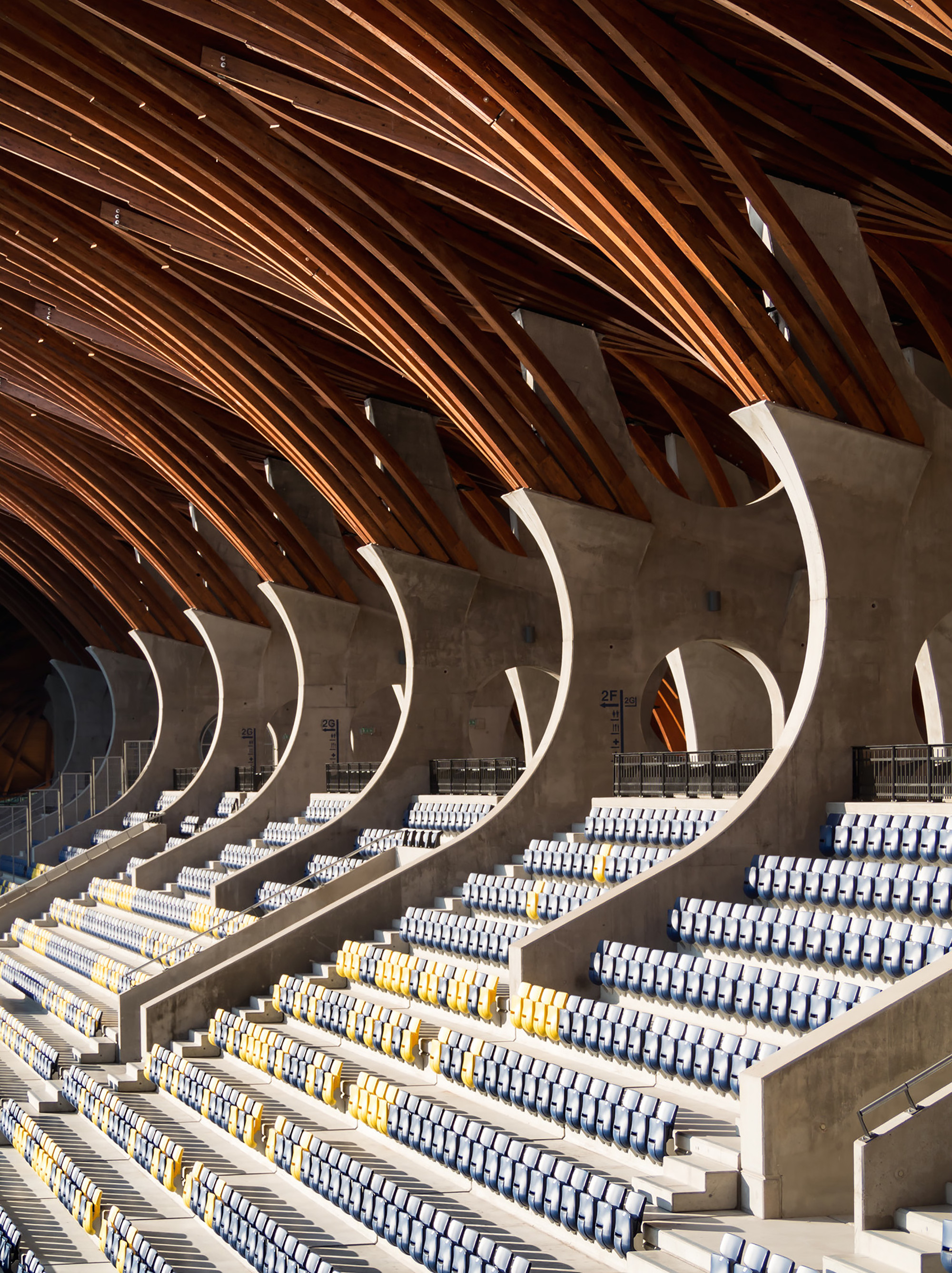 Gallery of Pancho Arena / Tamás Dobrosi + Doparum Architects 20