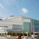 Adrienne Arsht Center for the Performing Arts. Image Courtesy of Wikimedia user: Averette licensed under CC BY 3.0