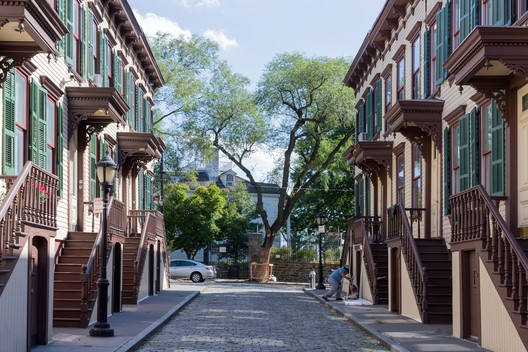Sylvan Terrace, 2014. Image © Iwan Baan Sylvan Terrace, 2014. Image © Iwan Baan