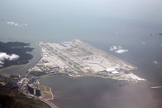 Aerial View of Chek Lap Kok Airport. Image © Wikimedia CC user Wylve Aerial View of Chek Lap Kok Airport. Image © Wikimedia CC user Wylve