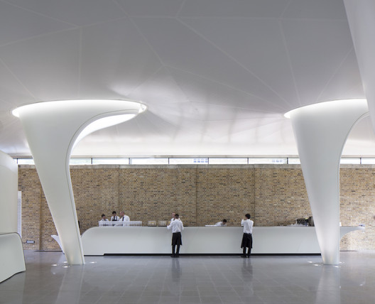 The Serpentine Sackler Gallery, London. Image © Luke Hayes
