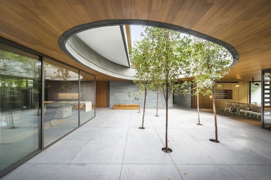 The Wall House / FARM . Image © Bryan van der Beek & Edward Hendricks The Wall House / FARM . Image © Bryan van der Beek & Edward Hendricks