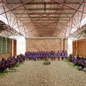 Escuela comunitaria primaria para niñas / Orkidstudio. Image © Peter Dibdin Escuela comunitaria primaria para niñas / Orkidstudio. Image © Peter Dibdin