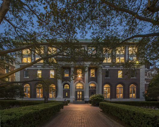 Avery Hall, Columbia GSAPP. Image © Ofer Wolberger
