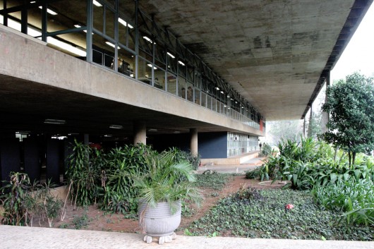 Clássicos da Arquitetura: Facultade de Arquitetura e Urbanismo, Universidade de São Paulo (FAU-USP) / João Vilanova Artigas e Carlos Cascaldi (2)