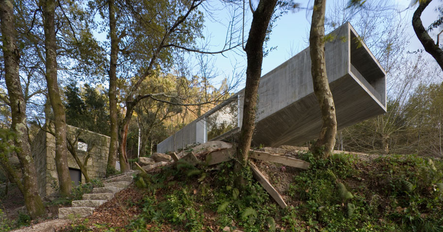 Casa no Gerês / Correia/Ragazzi Arquitectos - Imagem 24 de 30