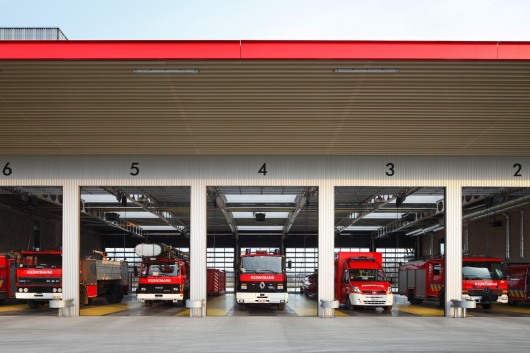 Posto de Bombeiros em Puurs / Compagnie O Architects (20)