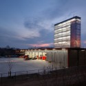 Posto de Bombeiros em Puurs / Compagnie O Architects (3) © Stijn Bollaert