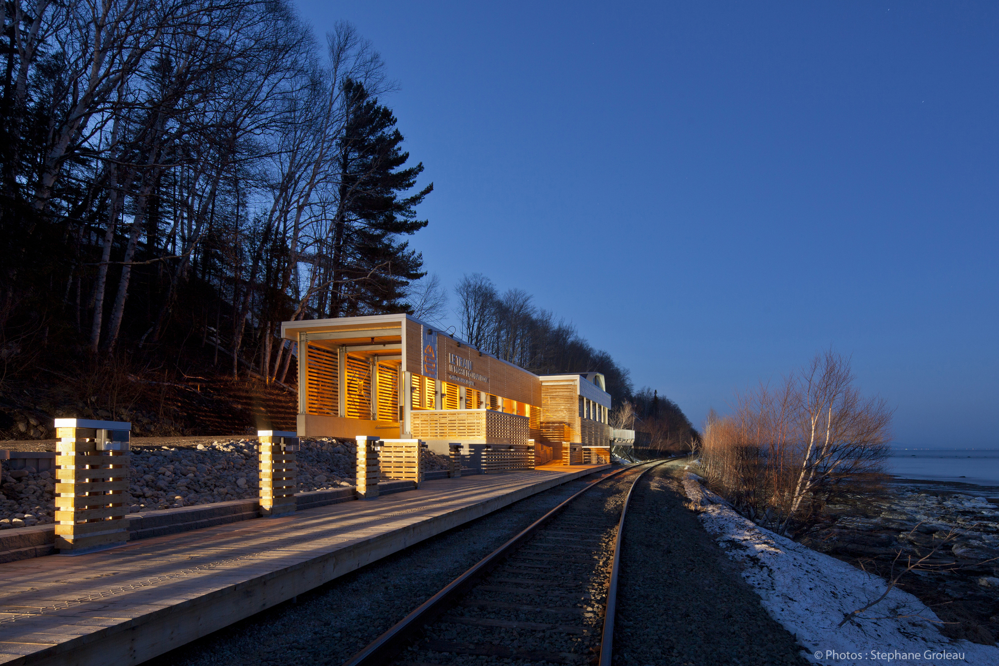 Estação de comboios Le Massif de Charlevoix / STGM Architectes, © Stéphane Groleau