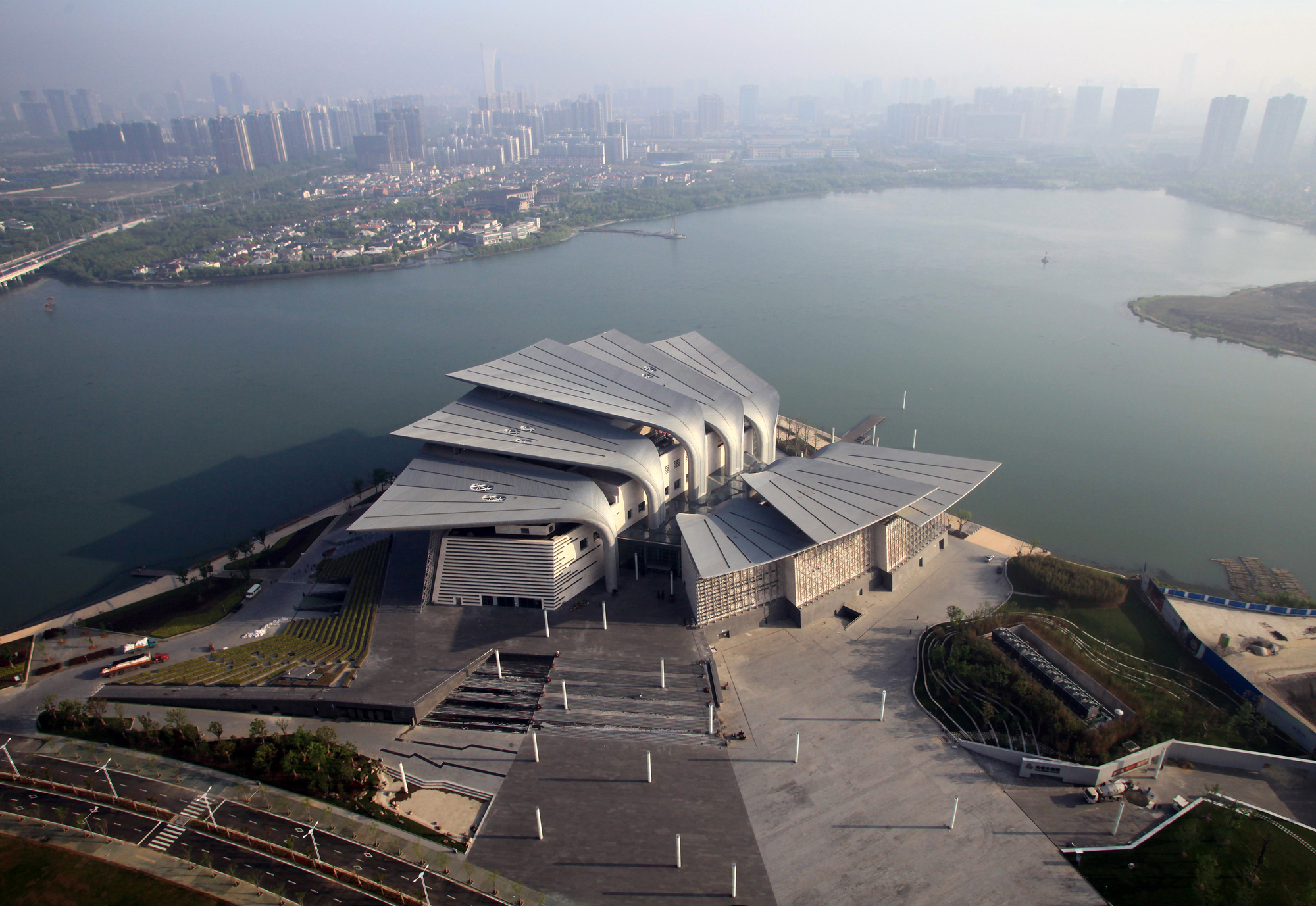 Teatro Wuxi / PES-Architects - Imagem de Destaque