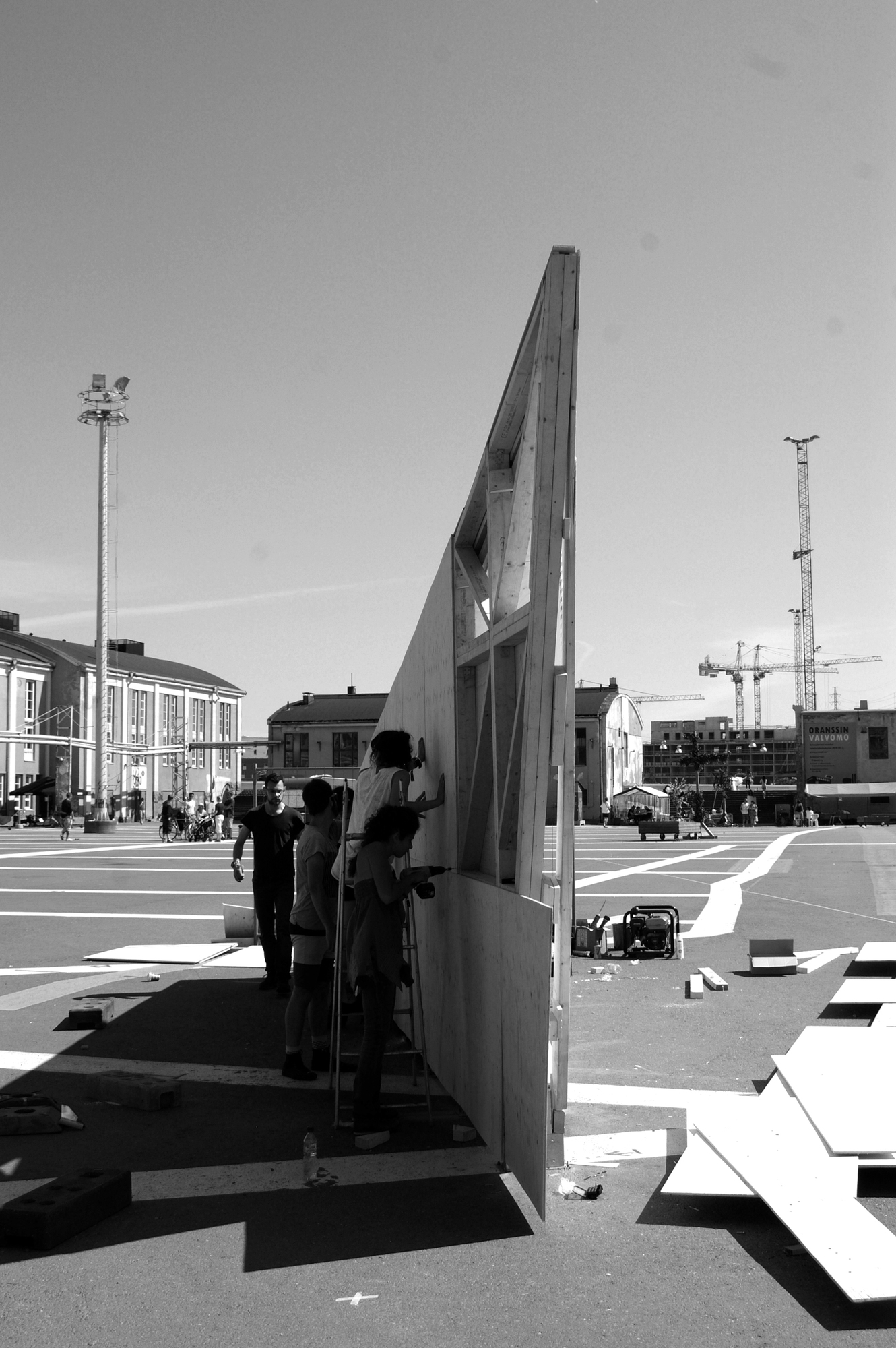 Galeria de Light Lab 5.1 / VAV Architects 6