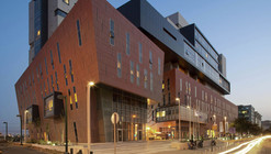 Assuta Medical Center / Zeidler Partnership Architects + Moore Architects + M. Brestovisky Architects